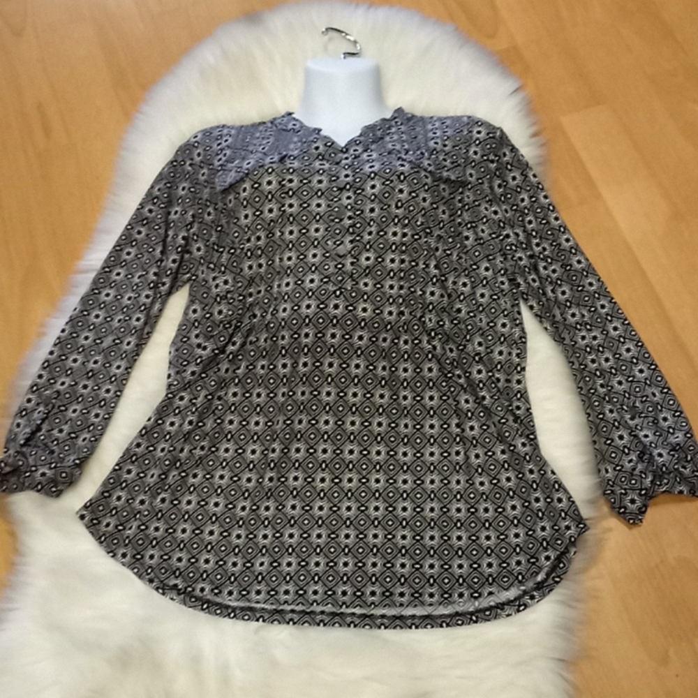 Dress Barn Printed Blouse - Picture 10 of 14